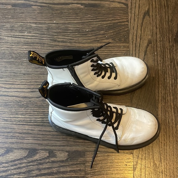 White Dr Martens booties - Picture 6 of 6